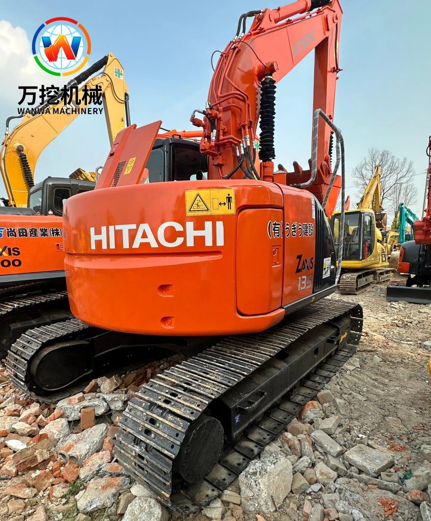 Hitachi ZX135 excavator Good Price