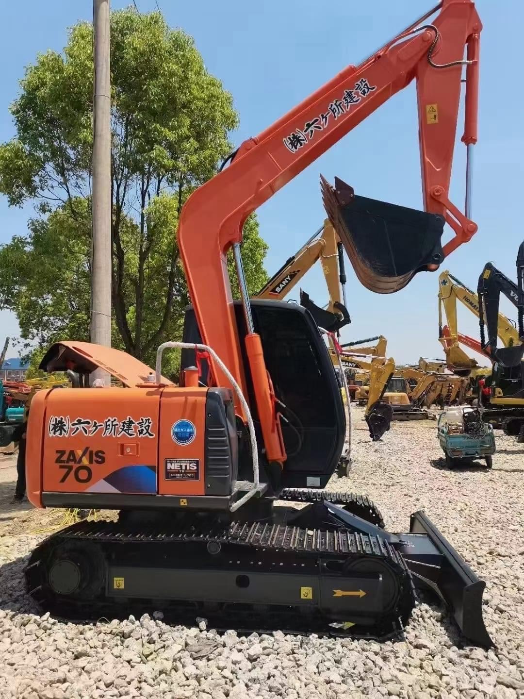 Hitachi ZX70 excavator Good Price