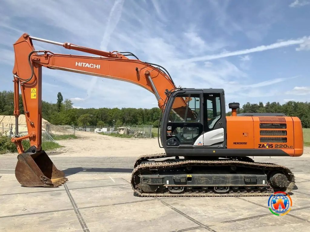 Hitachi ZX220 excavator Good Price