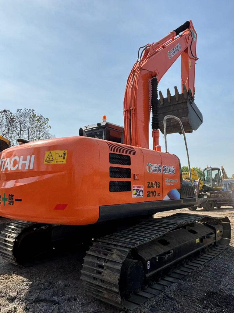 Hitachi ZX210 excavator Good Price