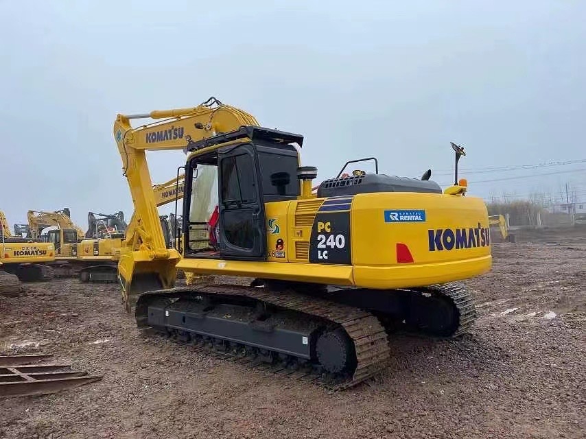 Komatsu PC240 excavator Good Price