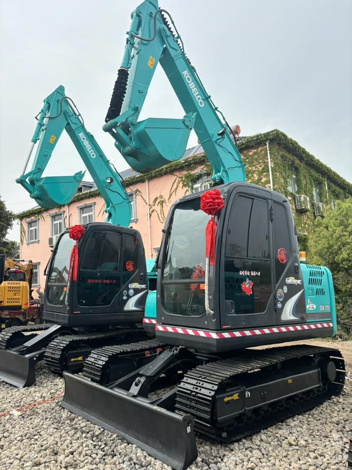 Kobelco SK75 excavator Good Price