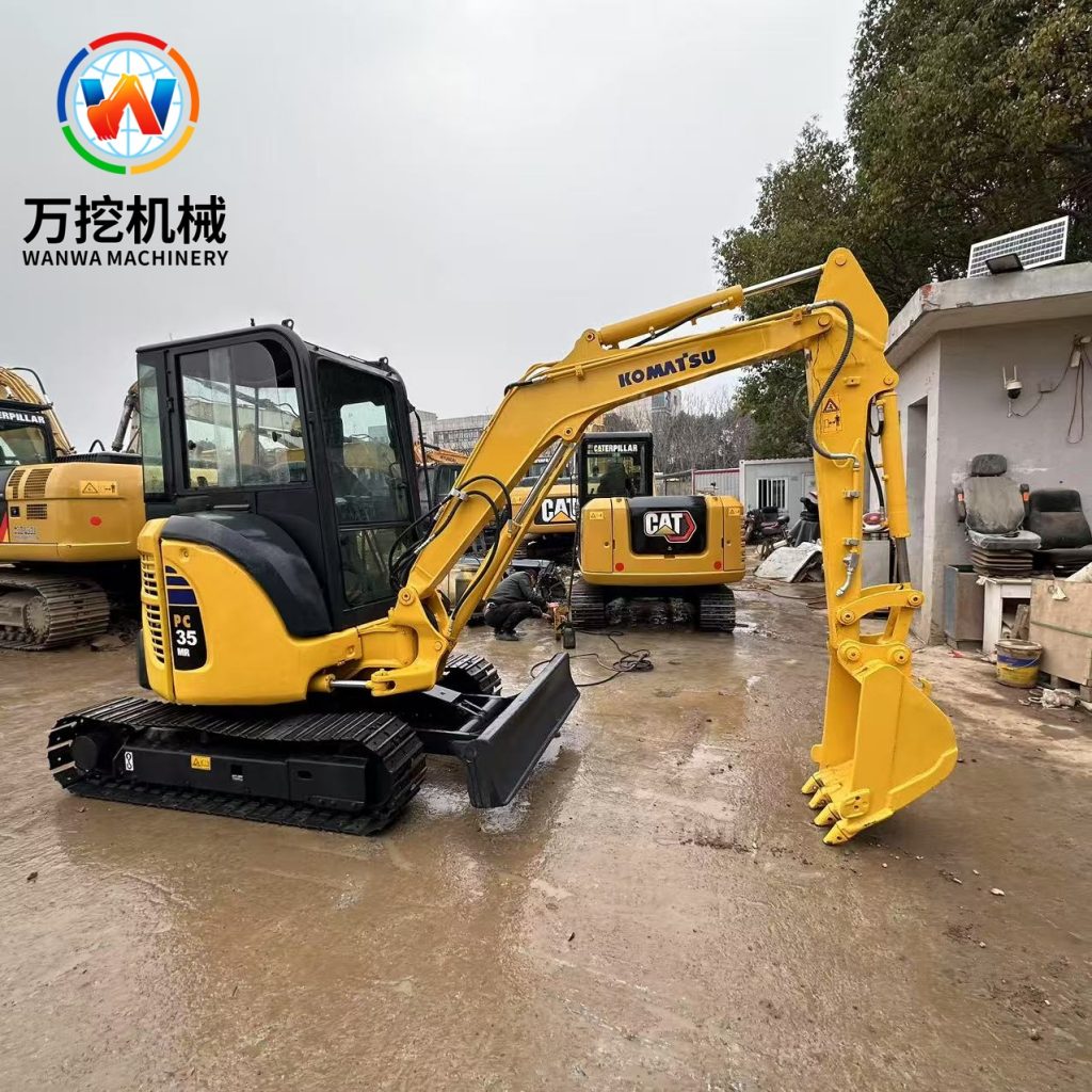 Komatsu PC35 excavator Good Price