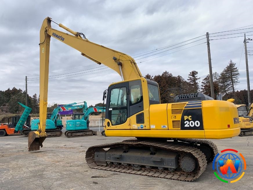 Komatsu PC200-8N1 excavator Good Price
