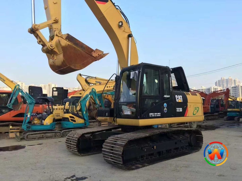 CAT 323D excavator Good Price