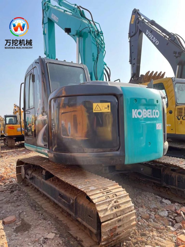 Kobelco SK135 excavator Good Price