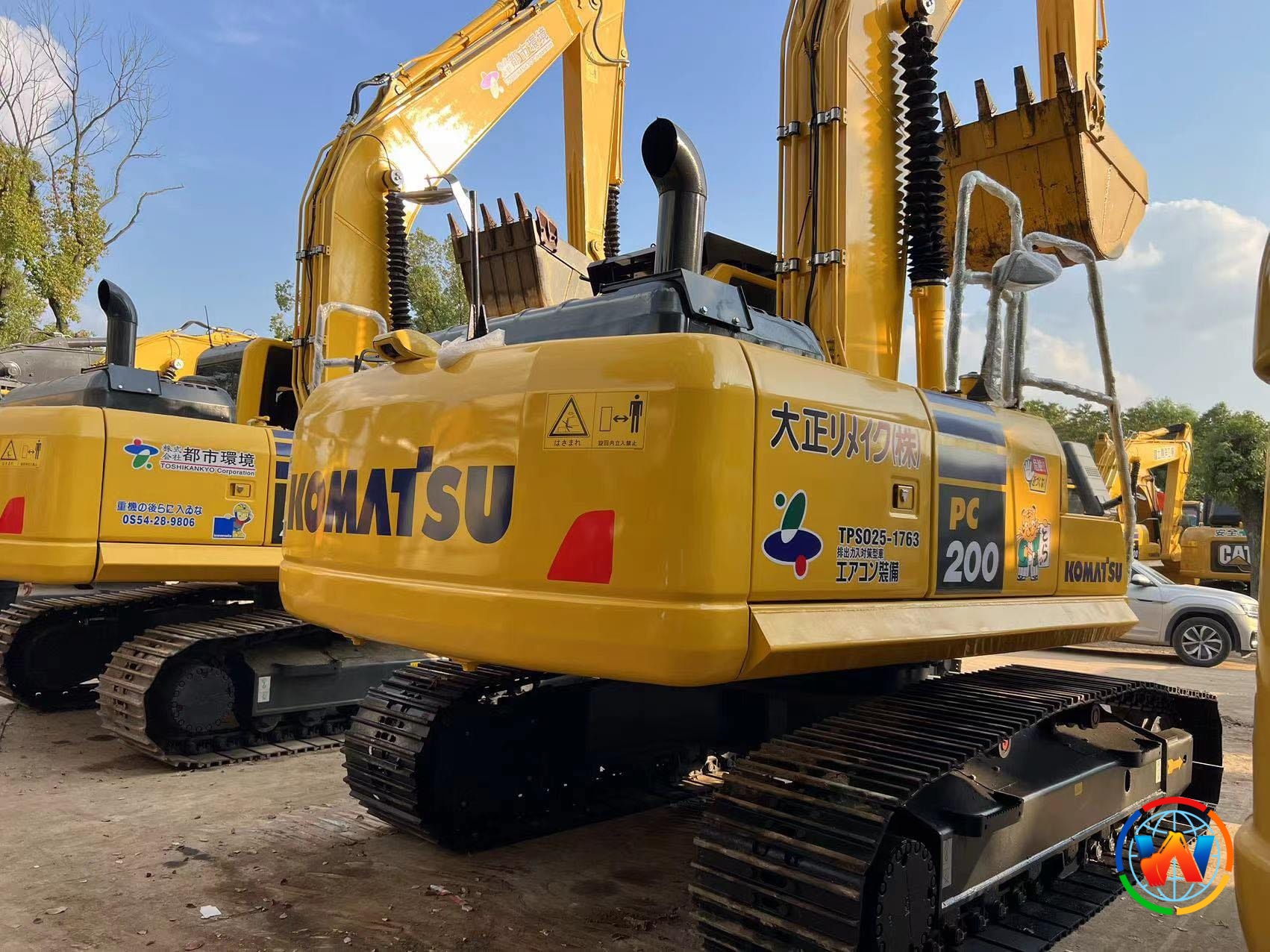 Komatsu PC200-7 excavator Good Price