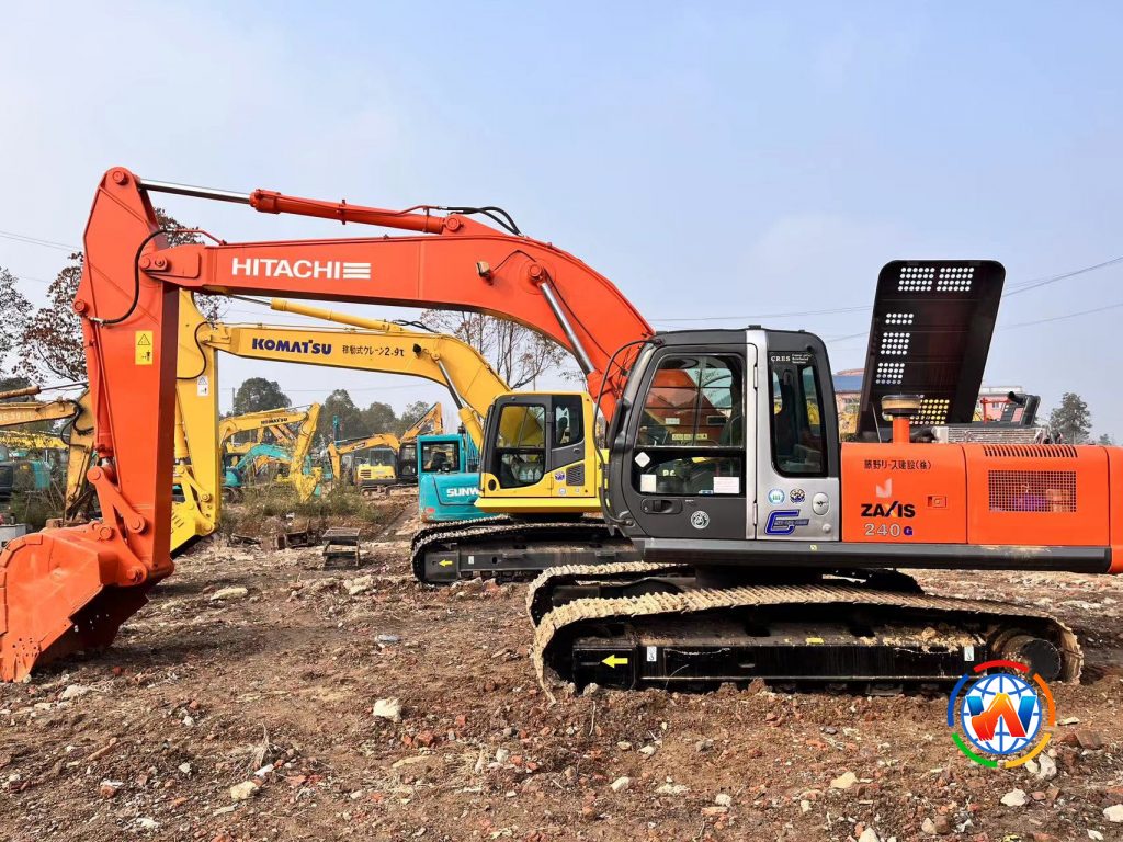 HITACHI ZX240 with warranty