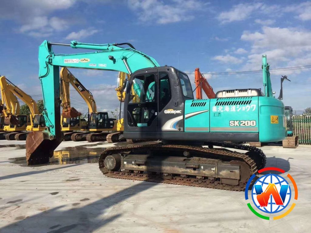 KOBELCO SK200 excavator Good Price