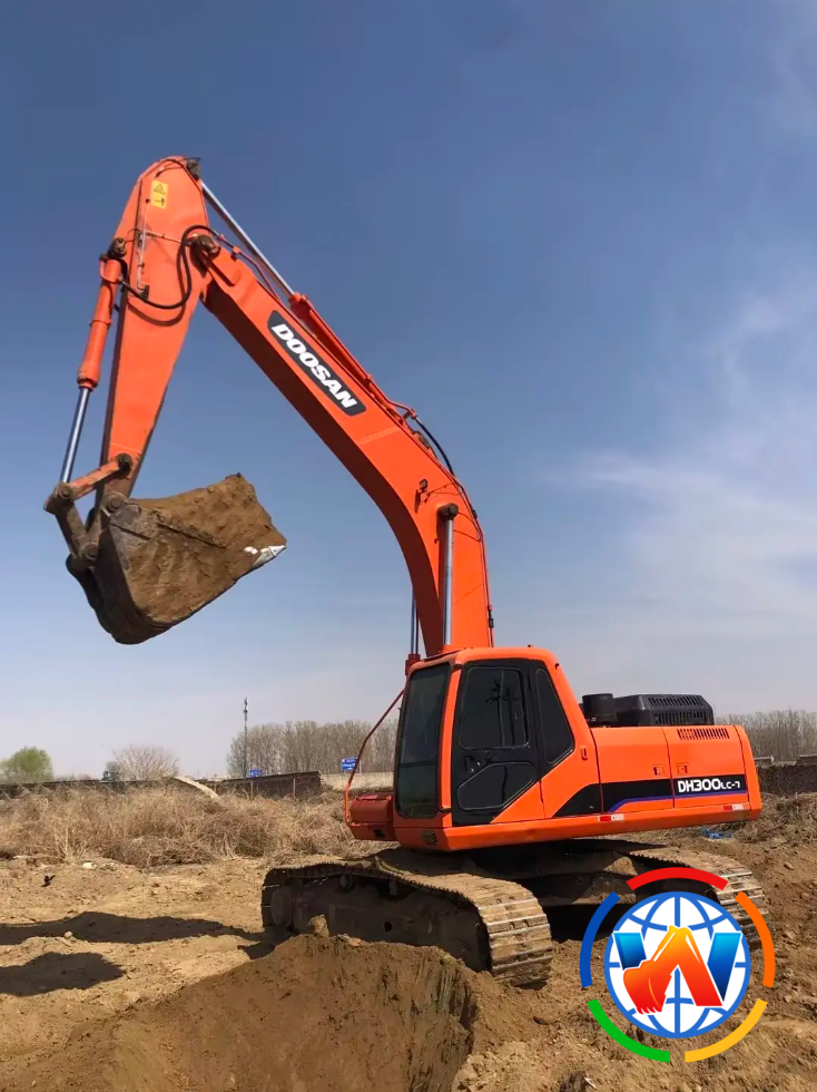 DOOSAN DH300-7 Excavator Good price