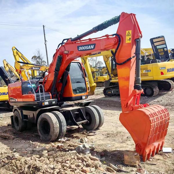 DOOSAN DX150W excavator Good Price