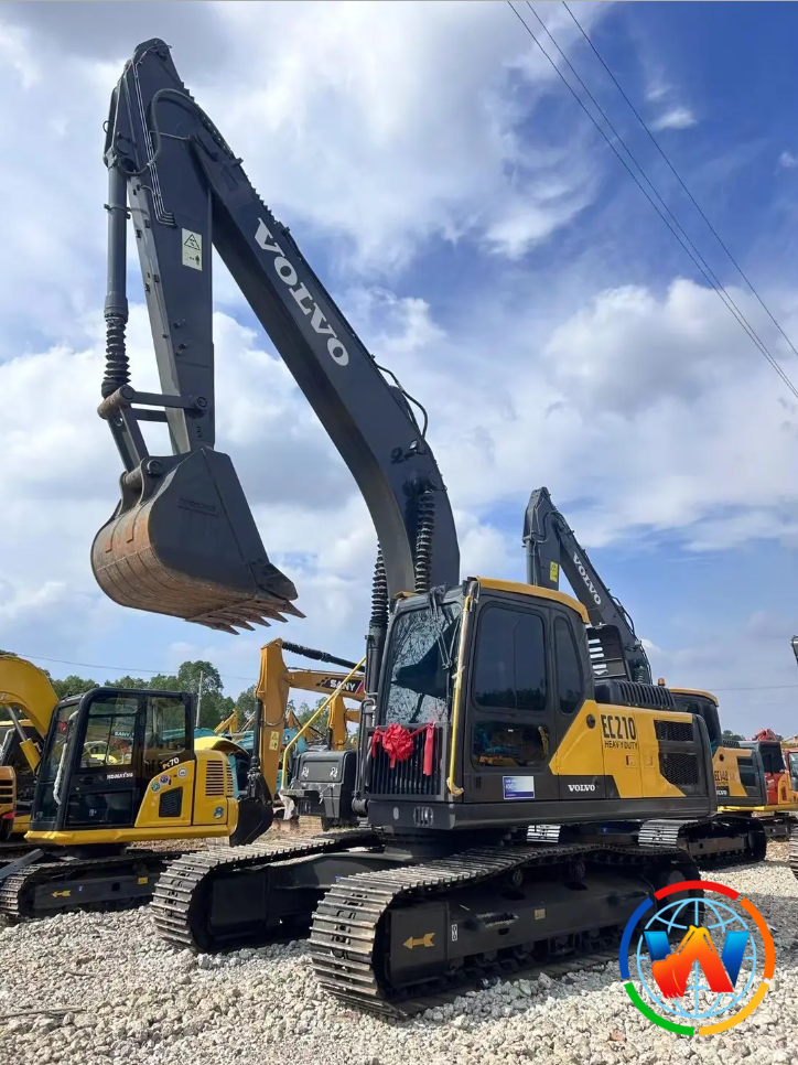 VOLVO EC210 excavator Good Price