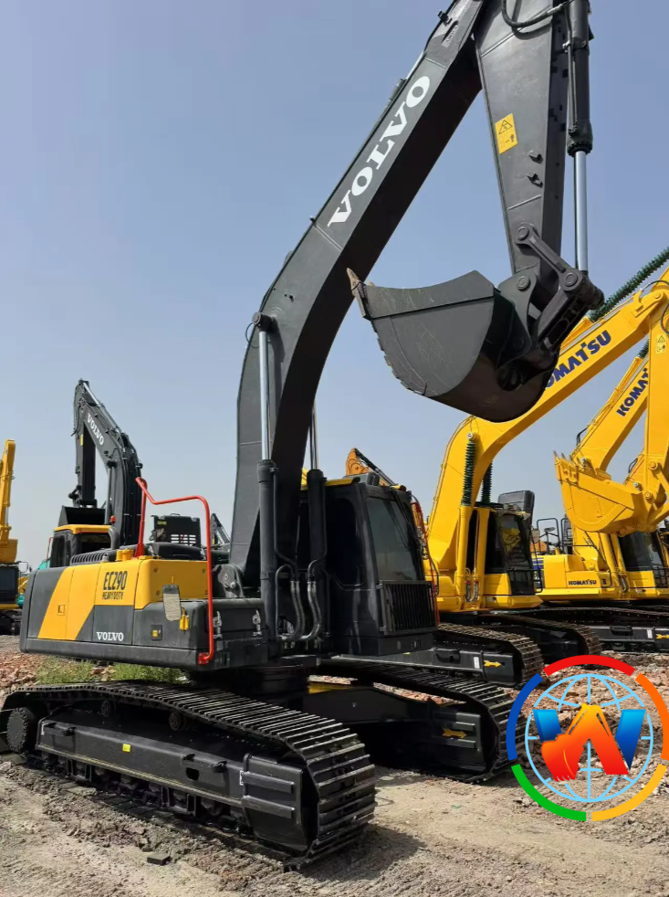 VOLVO EC290 excavators in good price