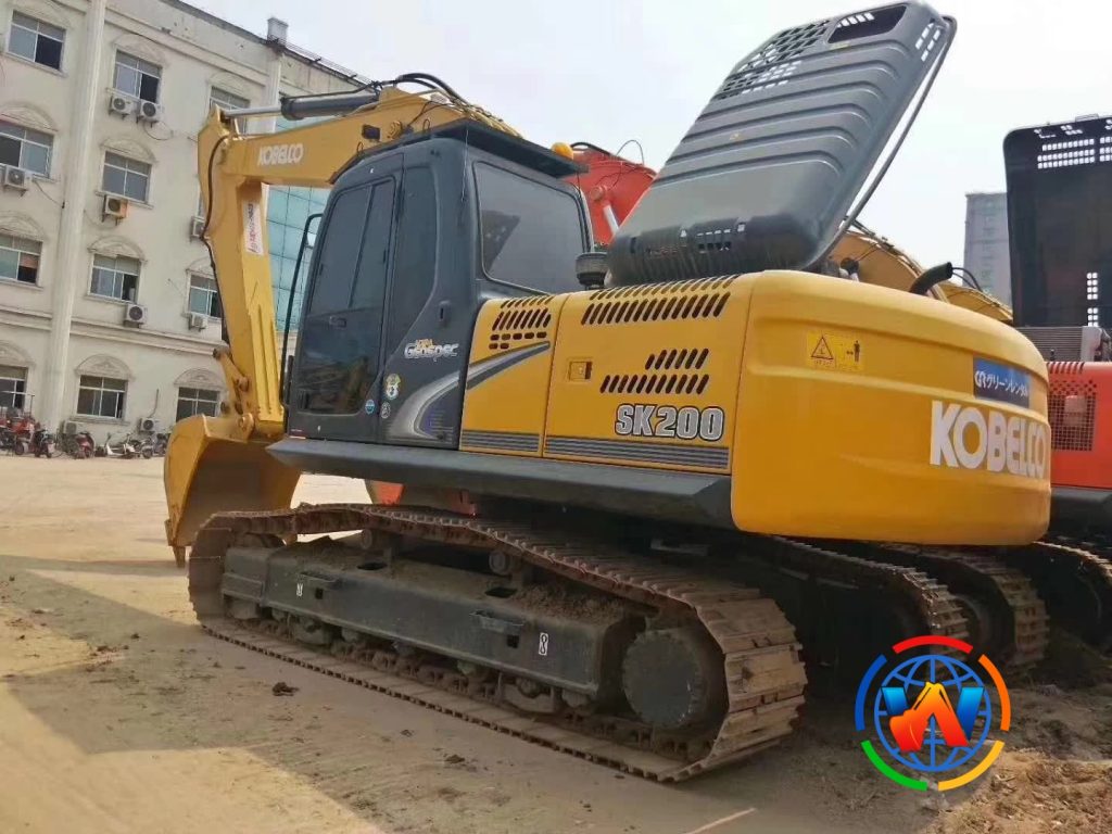 Kobelco SK200 excavator Good Price