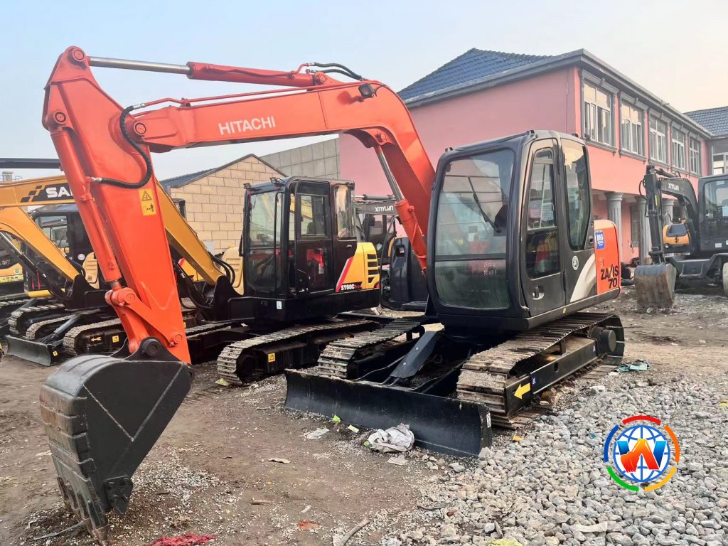 HITACHI ZX70 ready to ship