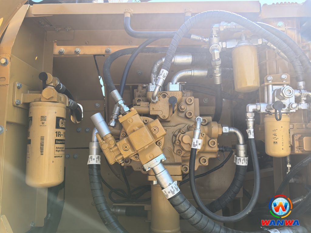 CAT330D2 excavator Good Price